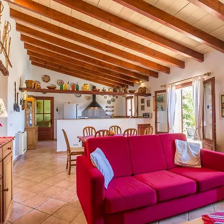 El Clos Villa